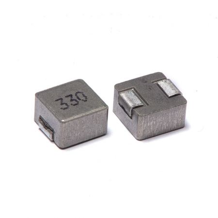 3.3µH, 7A, 0640 Power Inductor, Shielded Molded Inductor - Magnetic Shielding and Low Profile Molded Inductor